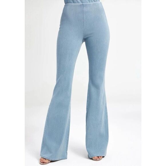 Good American Pull on Light Wash Flare Stretch Denim Jean NWT SIZE 2 - Picture 2 of 6